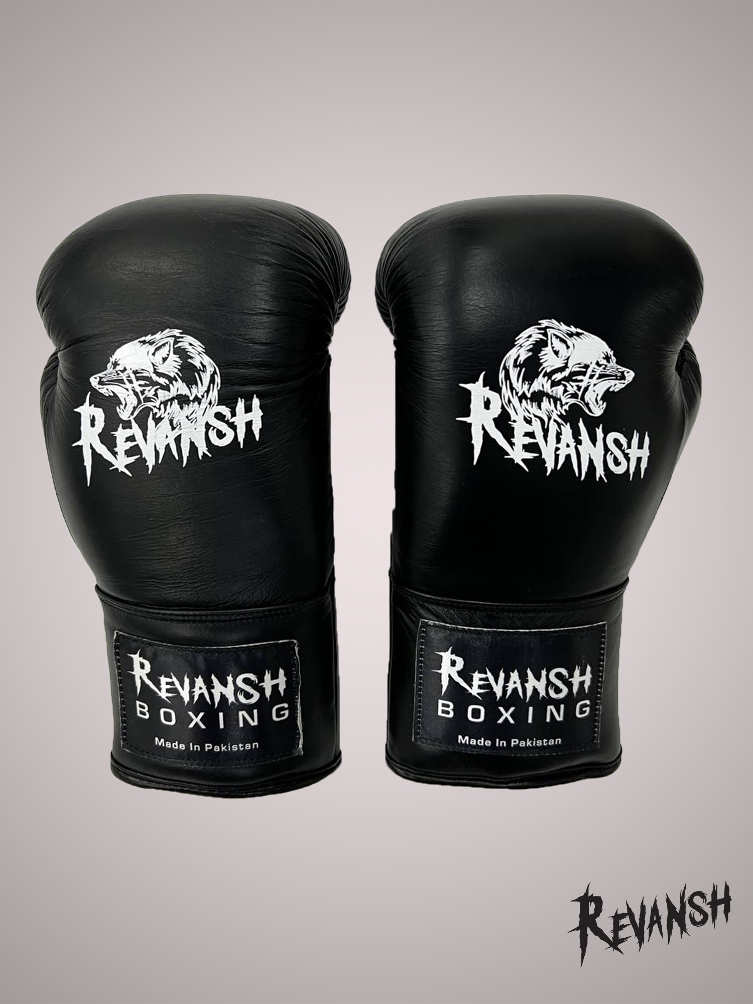 Boxing gloves for sparring with laces, In Black genuine leather